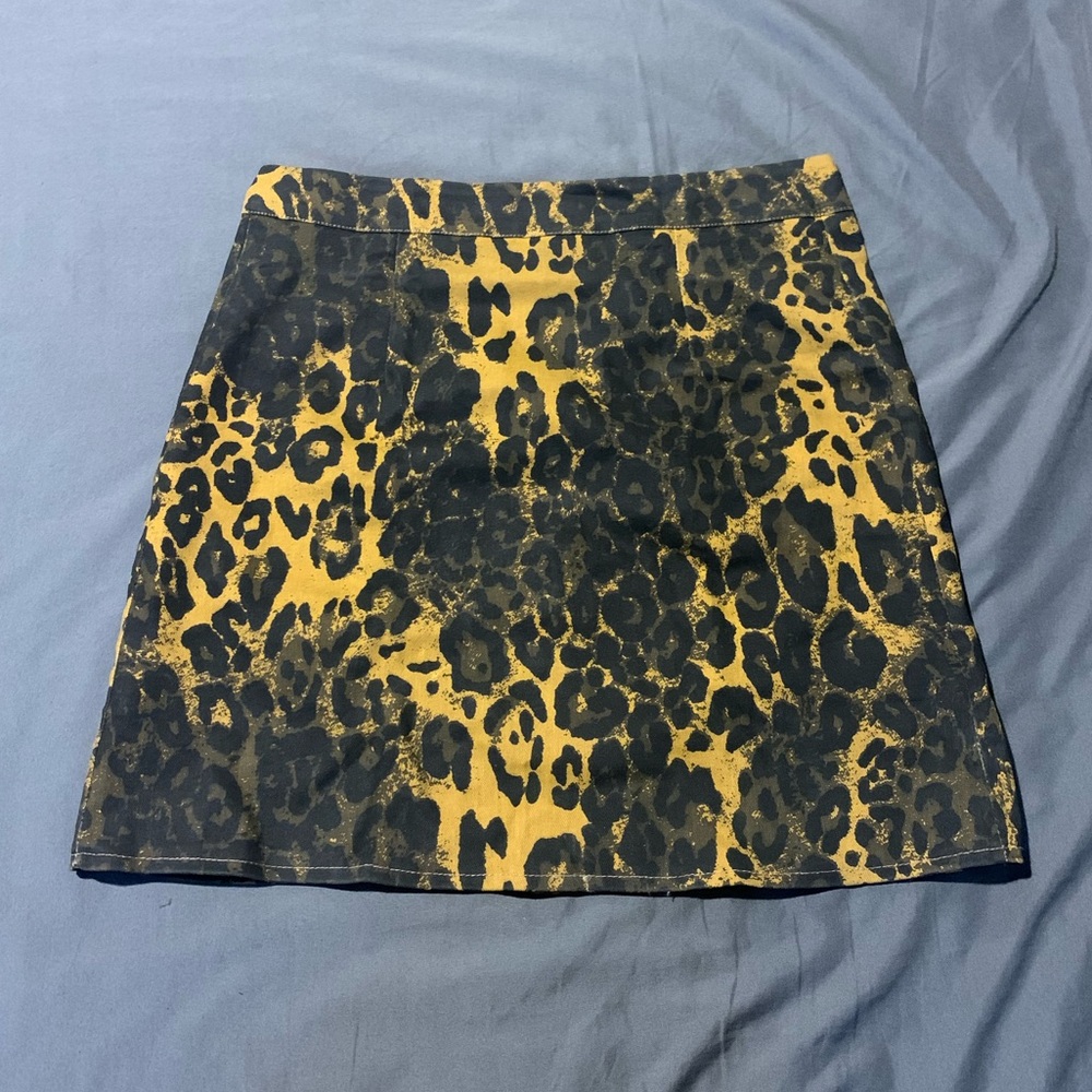 Leopard print skirt